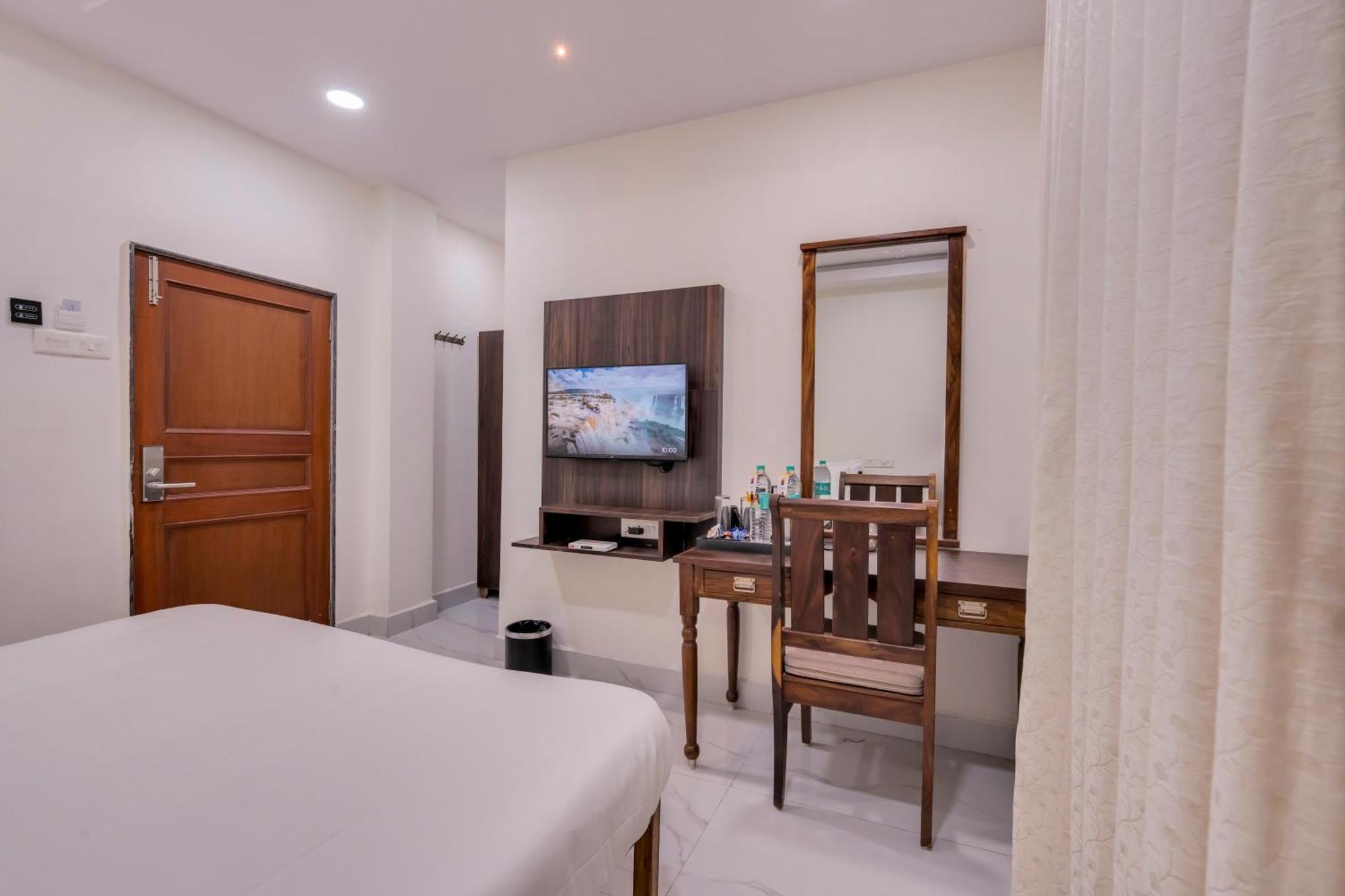Myspace Hotel Shree Vaibhav Nagpur Eksteriør bilde